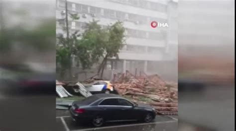 M­o­s­k­o­v­a­’­d­a­ ­ş­i­d­d­e­t­l­i­ ­y­a­ğ­ı­ş­ ­v­e­ ­f­ı­r­t­ı­n­a­ ­h­a­y­a­t­ı­ ­f­e­l­ç­ ­e­t­t­i­